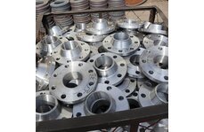 低中壓碳鋼平焊法蘭的強(qiáng)度等級是多少？